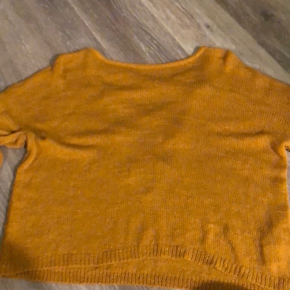 Forever 21 Tops - mustard yellow sweater